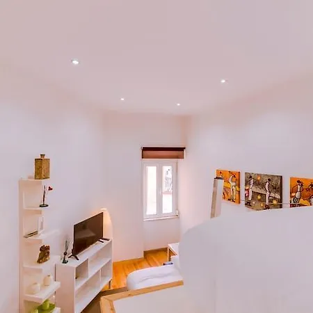Charming In Campo De Ourique